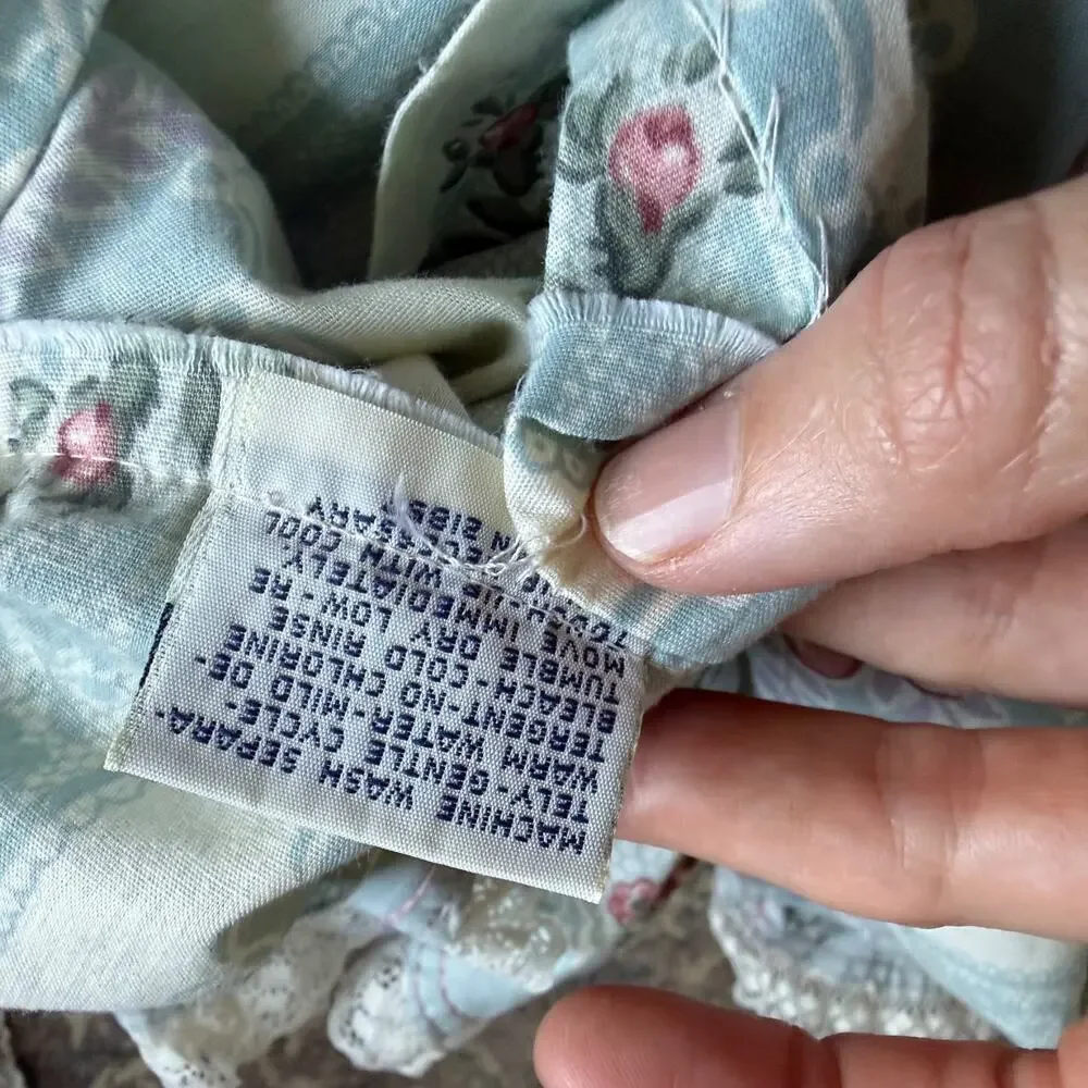VTG Croscill Queen Comforter Skirt Shabby Chic Blue Floral QUILTED Lace Cottage